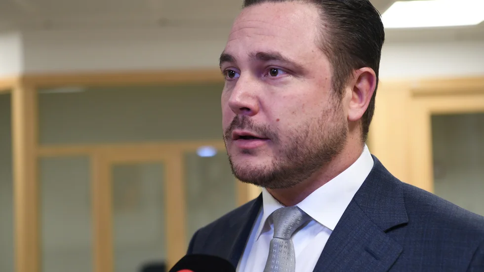 Advokat Peter Dahlqvist har inte kunnat hitta någon bevisning i utredningen som han menar visar på att hans klient ska ha anstiftat vårens skjutning i Umeå.