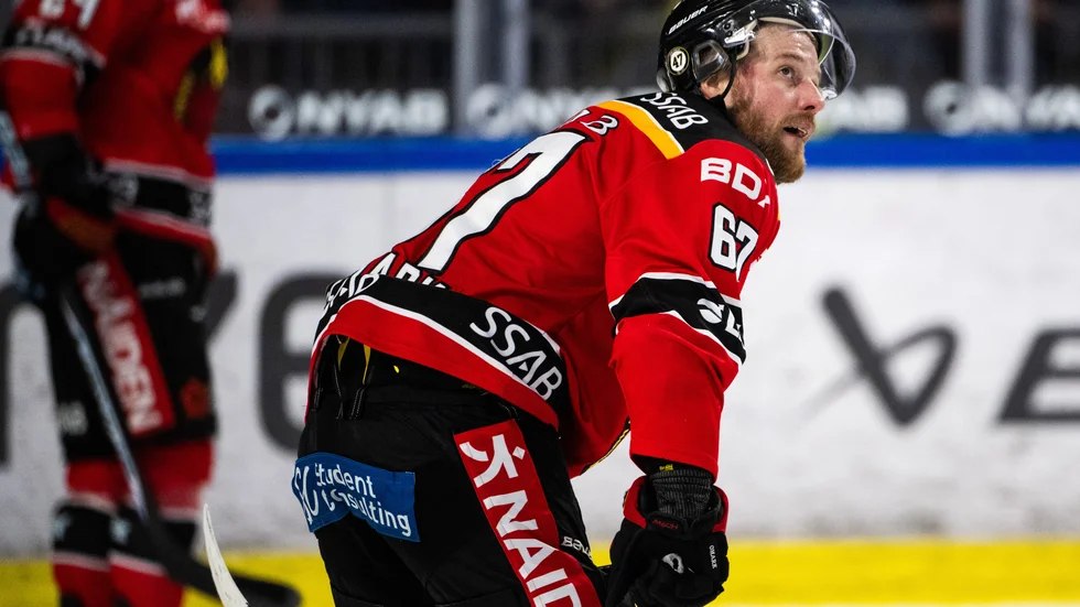 "Det blev en mental kollaps", säger Linus Omark.