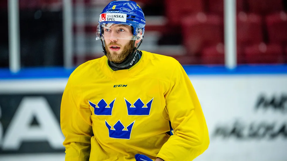 Det blev en tung kväll för Tre kronor och Petter Granberg.
