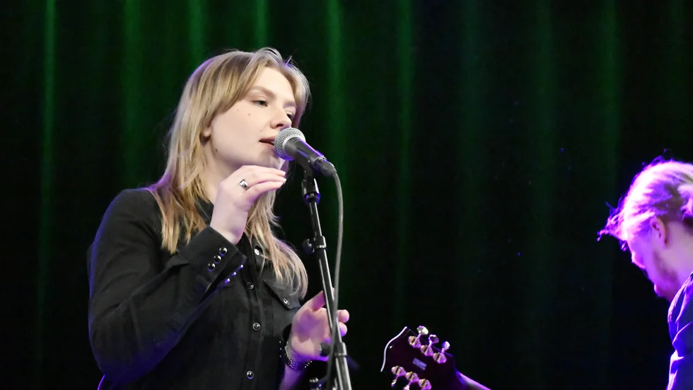 Fanny Lundmark är sångerska i Husbandet under Skellefteå Blues Jam.