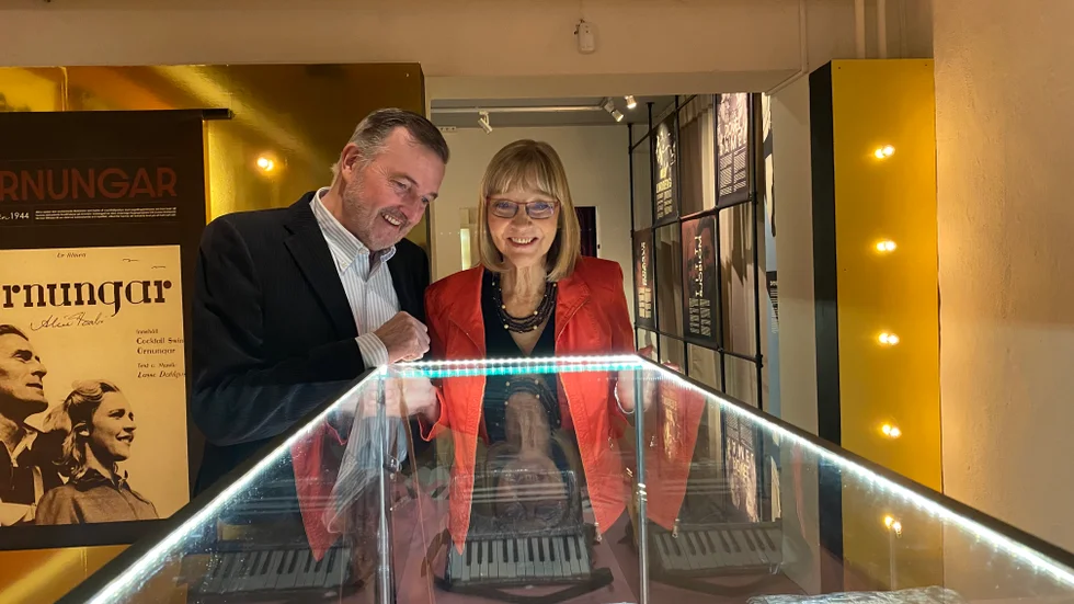 Västerviks museums utställning om Alice Babs visar dess relevans för kulturlivet i regionen, skriver skribenterna. 