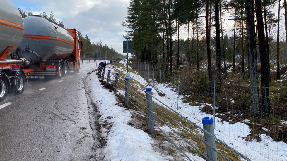 Det är vägtrummorna under E22 mellan Gamlebys mittenavfart och Västervik som ska ses över.