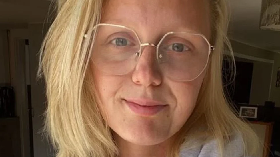 Jossan Larsson som lyckades fånga skogsmården på bild.