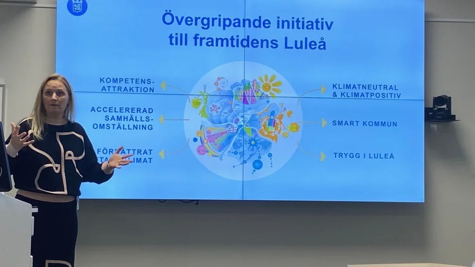 Frida Lindberg vid stadsbyggnadskontoret informerade.