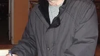 ­ Vi kan inte godkänna att Dalringen Förvaltning AB vill höja hyran igen,säger Kenneth Enderborg som är nyinflyttad till Gunnebo. Foto: MARGARETALJUNGBLAD