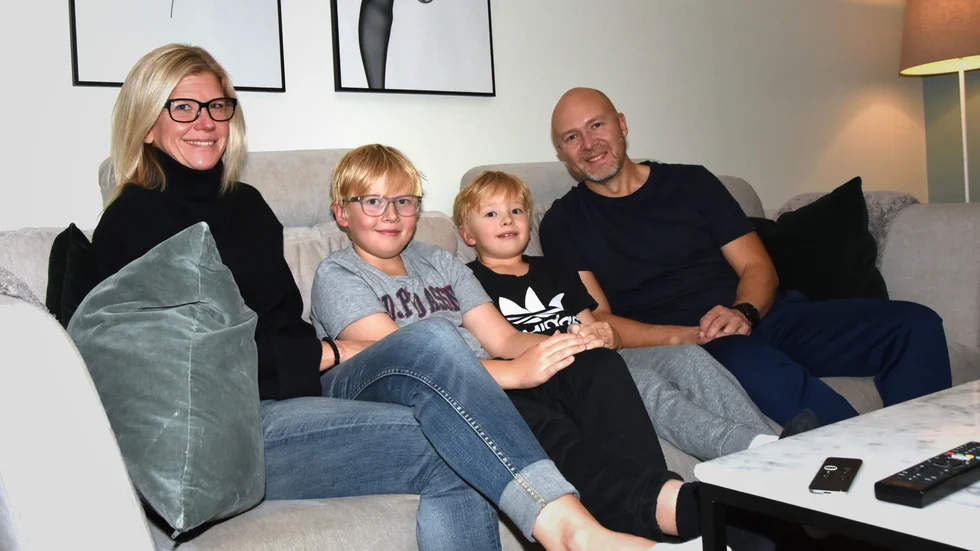 Madeleine Vikman, Kevin Vikman, Vincent Vikman och Mats Niva har bott i Södra Sunderbyn sedan 2016. "Det är fint att bo här och bekväma avstånd. Många barn idrottar och håller på med sport. Sporthallar, ishallar, fotbollsplaner och sådant är nära till hands", säger Mats Niva.