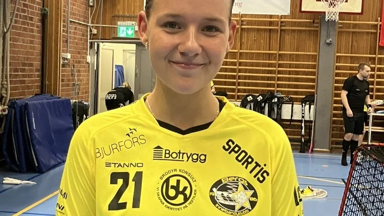 Målskutten Emma Hagberg var glad efter segern mot Craftstaden. 