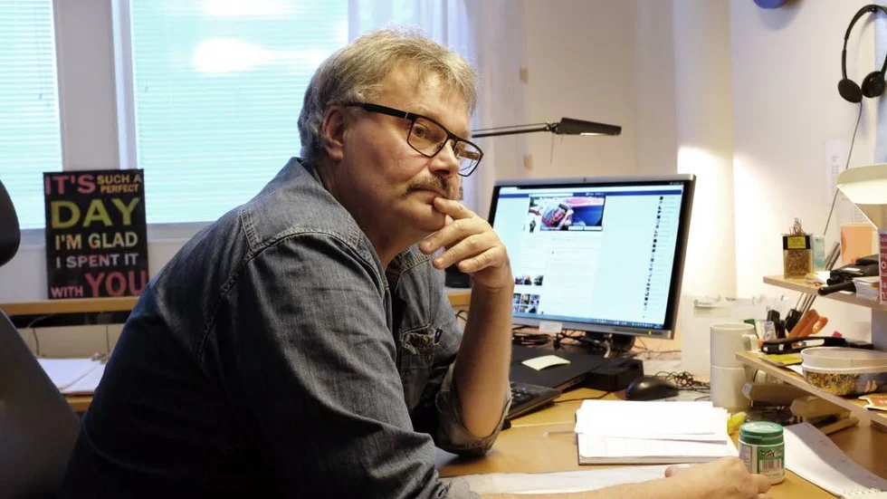Ungdomsutredaren Tryggve Karlsson vill att ungdomarna prioriteras högre.