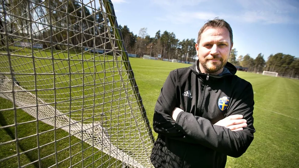Fotbollsdomaren Pelle Öström.