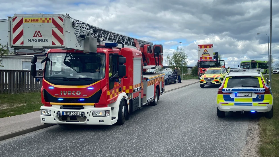 Polis, räddningstjänst och ambulans kallades till olycksplatsen.