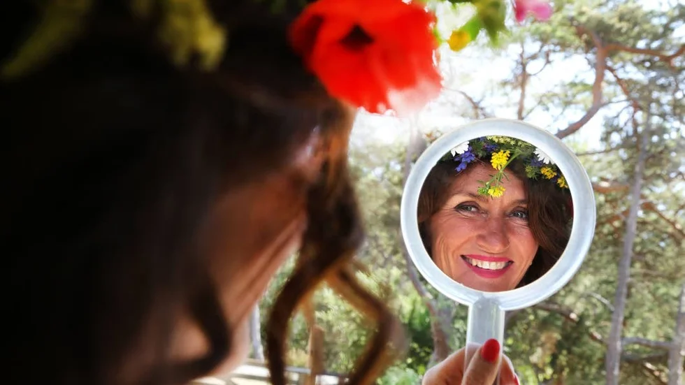Midsommar på Gotland blir det för Mari Jungstedt i år.