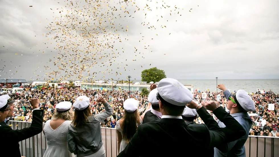 Studentutsläpp på Wisby Strand.