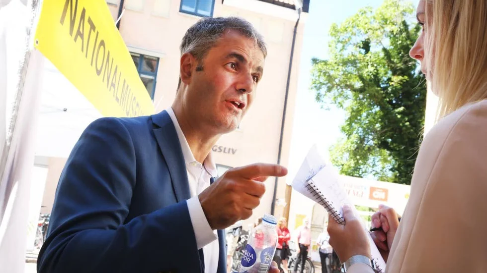 Energiminister Ibrahim Baylan (S) säger att gotlänningar kan känna sig trygga med elförsörjningen, även utan en tredje elkabel.