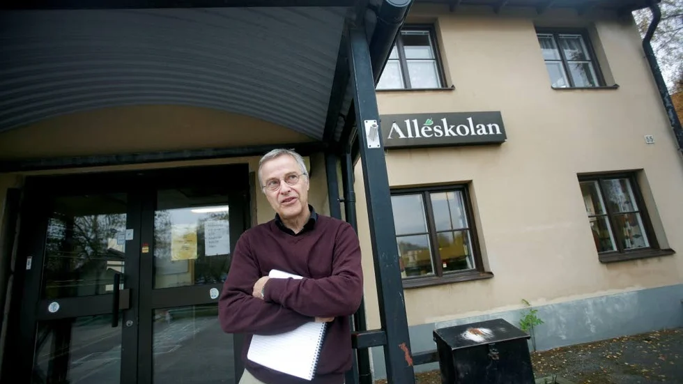 Örjan Grimlund lämnar sin tjänst som rektor för Allé- och Humlegårdsskolan.