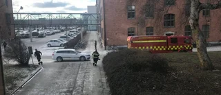 Personbil i kollision med traktor – väg stängdes av
