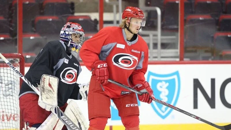 Lucas Wallmark.