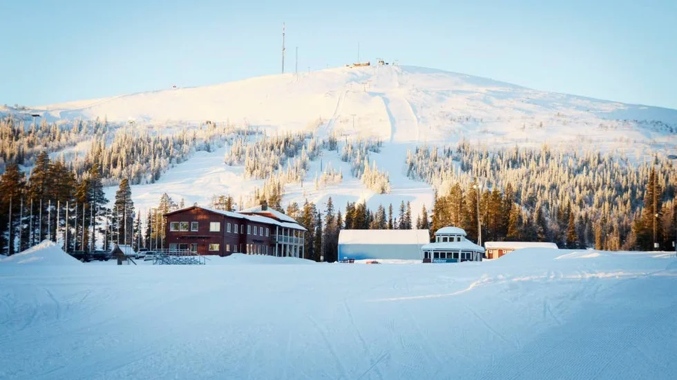 Dundret.  Det var utanför skidanläggningen som lavinen gick.