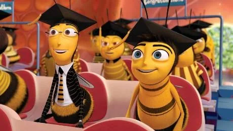 Komikern Jerry Seinfeld är mannen bakom ”Bee movie” och gör dessutom rösten till filmens huvudperson Barry B Benson. Foto: UIP