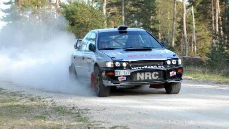 Vann. Kjell Hansson med kartläsare Mikael Ståhl körde hem Rally Gotland förra året.  Foto: INGRID NORRBY