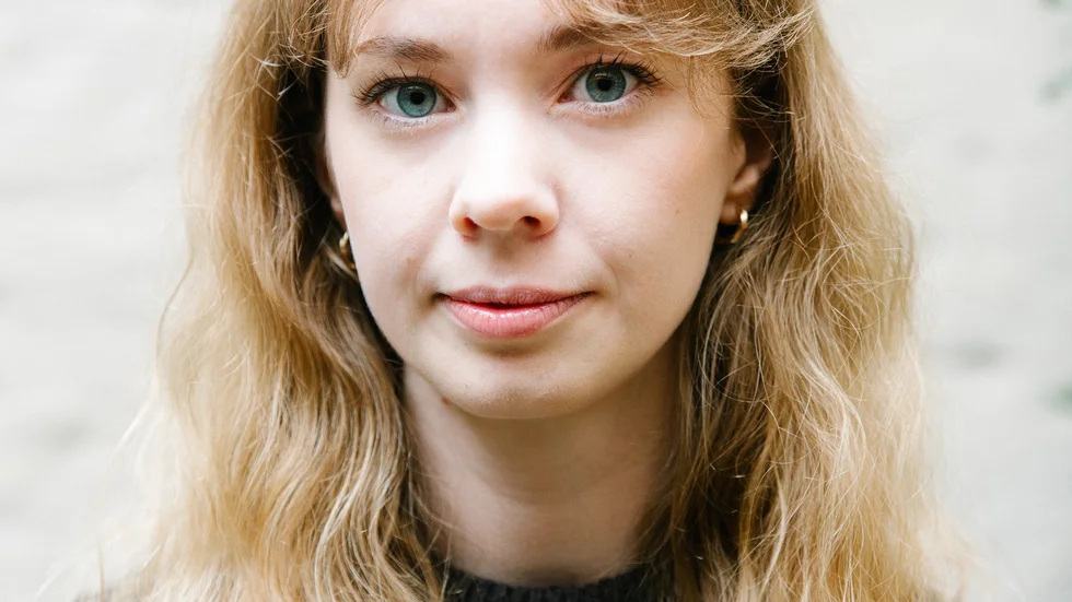 Designern Elin Hesselstrand, uppväxt i Vadstena och nu boende i Göteborg.