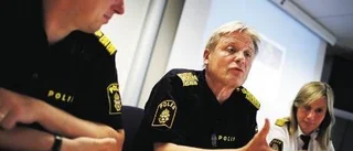 En brygga mellan polis och allmänhet