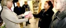 2 925 namnunderskrifter för Garda skola