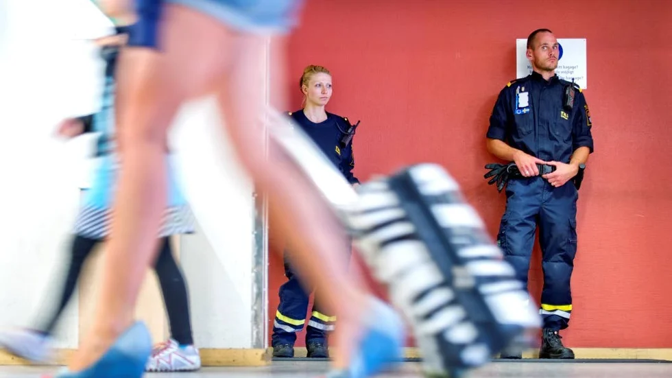När parfymtjuvarna återvände till Sverige väntade rättssystemet tålmodigt.