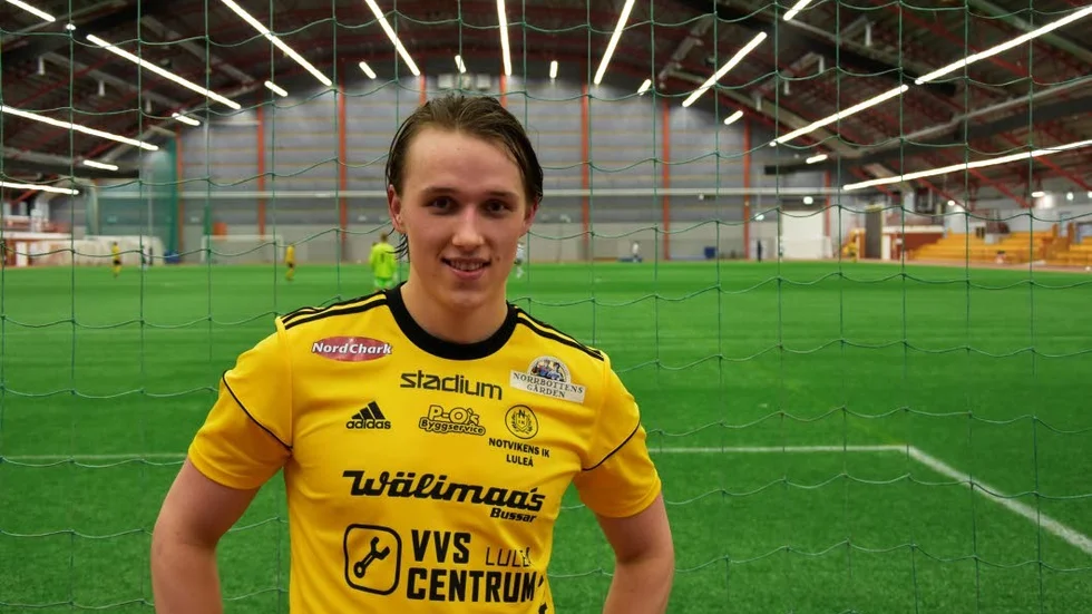 Hjälte. Långskottet från Robert Lidhammar räddade Notviken från förlust.