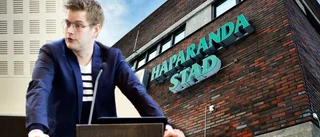 Sparar integrationspengar för tuffare tider