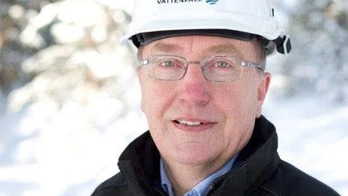ombyggnation. "Vi funderar mycket på hur vi ska bygga för framtiden eftersom vi ser en viss ändring i väderförhållanden. Det är större variation mellan plus och minus, och det går väldigt fort", säger Roger Lindmark, Vattenfall.