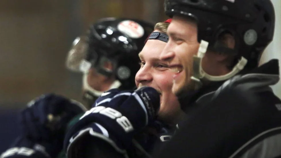 NYTÄNK. Jesper Pettersson har tagit över som huvudtränare efter Christian Johansson. Tillsammans med Johan Hansson, assisterande, tar de Sudrets HC vidare mot en ny satsning – att nå division 2.