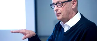 Färre varslade och fler lediga platser
