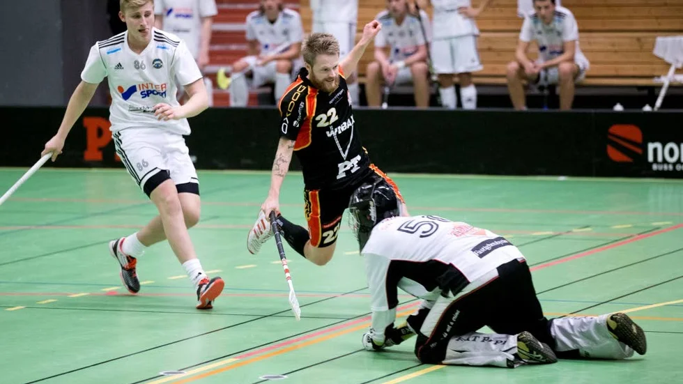 Tommy Nilsson och Wibax Patriots förlorade den viktiga streckmatchen mot Sandviken i allsvenskan. (Arkivbild)