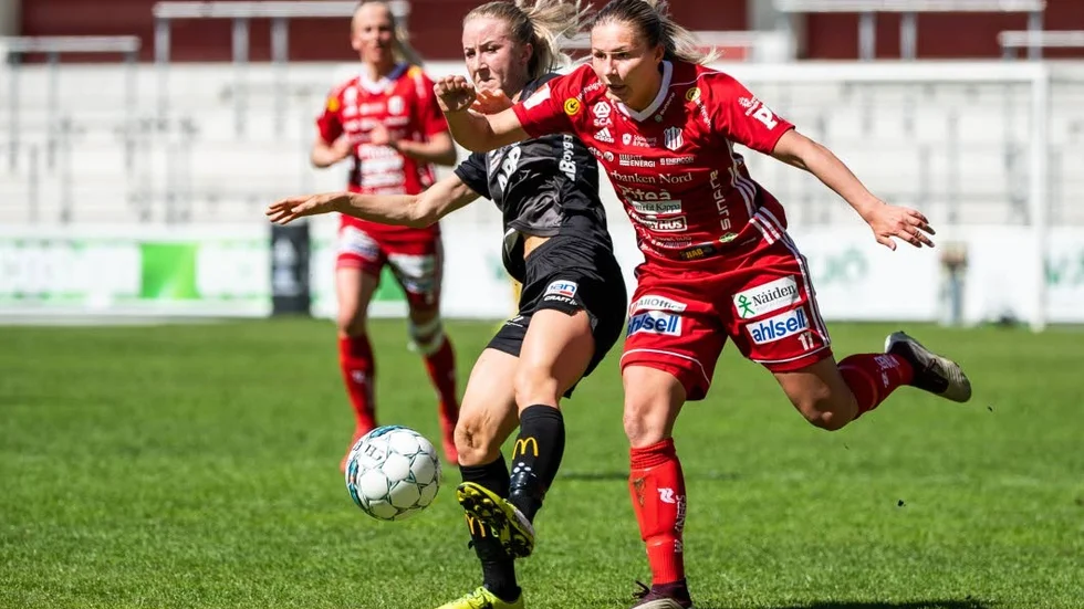Selina Henriksson spelar på hemmaplan.