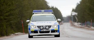 Högg med kniv mot sambon