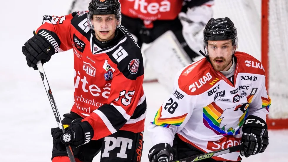 KVAR. Kevin Lidström provspelade för Piteå mot Kiruna. Efter matchen blev det klart att han stannar i klubben.