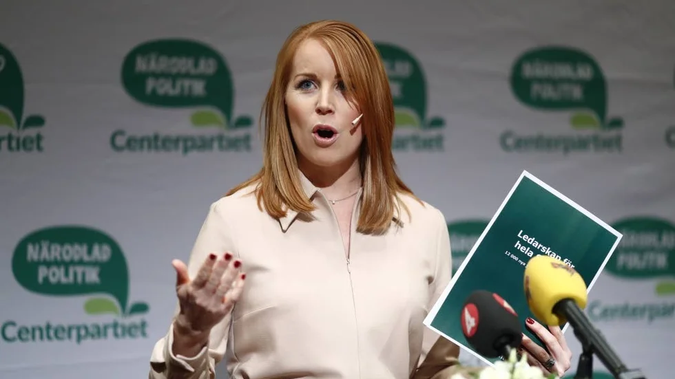 Centerledare. Annie Lööf är just nu den mest populäre partiledaren av alla. Dessutom har C växt i opinionen på Moderaternas bekostnad.