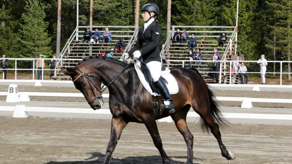 HOPPRYTTARE. Marie Viklund satsar mest på hoppning, men kan slå till med bra resultat i dressyr också.