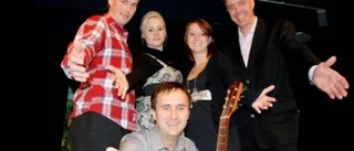 Krogshow med humor och allvar