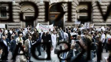 Det demonstrerades utanför riksdagen in i det sista mot FRA-lagen. Förgäves.Foto: Linda Forsell /SvD/Scanpix