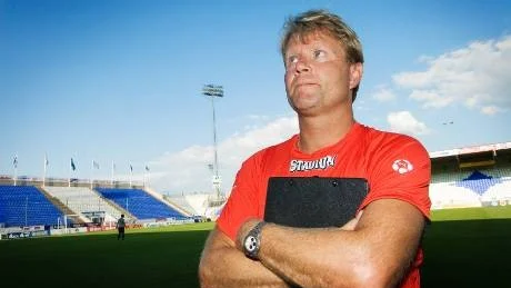 Mats Jingblad kliver in och återtar ansvaret som tränare för IFK Norrköping.
