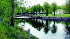 Trots att länsantikvarien varit på plats och trots att industrierna sagt ja till bron har ingen ens lämnat in en bygglovsansökan än. Trots att bron skulle stått på plats den 17 maj - på Metalls 101-årsdag.
FOTO: TITTI OLOVSSON