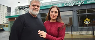 Paret firar 20 år som ägare av O'Learys – så räddade de det sjunkande skeppet: ”Har man koll och är effektiv då är det ingen stress”