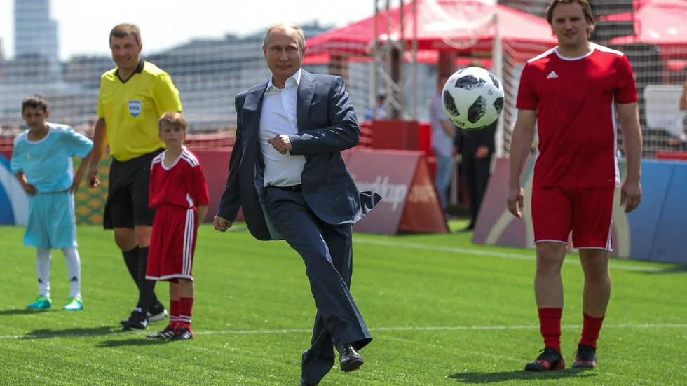Rysslands president Vladimir Putin får inte se sitt landslag i EM 2024. Arkivbild.