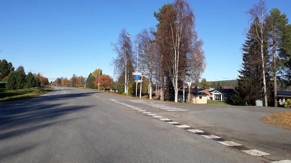 Här i korsningen Gamla Luleåvägen-Spikvägen skedde olyckan under fredagskvällen.