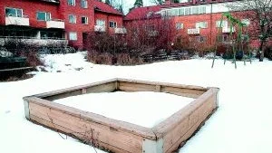 Kommunstyrelsen vill sälja lekplatsen på Kraftkärrsvägen till Henry Ståhls Fastigheter AB.
FOTO: TITTI OLOVSSON