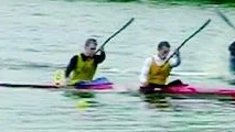 Marcus Ericsson och Jonny Blixt, Bråvikens KK, forcerar mot SM-guld på K 2 200 meter.
Foto: Privat