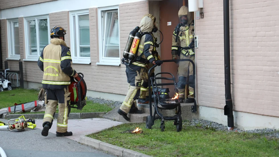 En brand utbröt i ett barnvagnsförråd i Gränby på måndagskvällen.