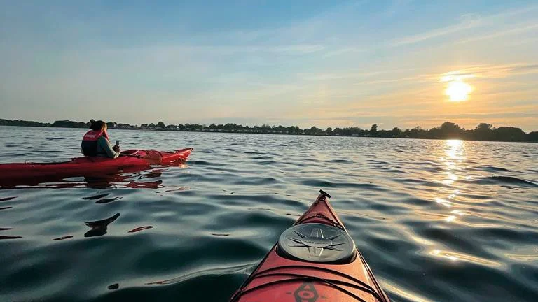 Kajakpaddling är en möjlig aktivitet för Gotlands outdoorvecka.