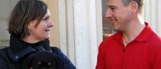 Carlsons satsar igen